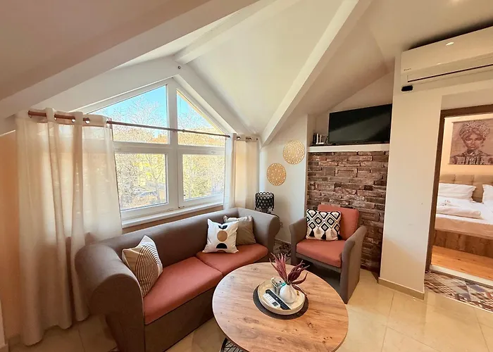 2 Bedroom The Quiet Luxury 8 *