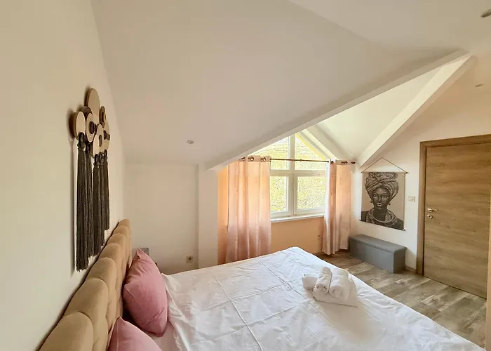 2 Bedroom The Quiet Luxury 8 Apartmán *